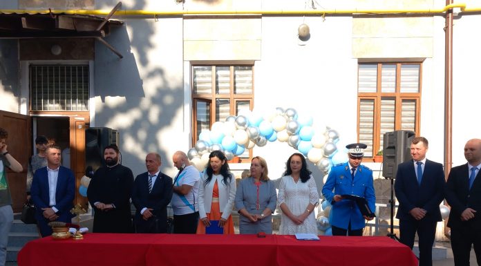 Festivitate de deschidere la Școala Gimnazială ”Constantin Săvoiu”. Corina Panduru: Începem cu mare bucurie noul an școlar!