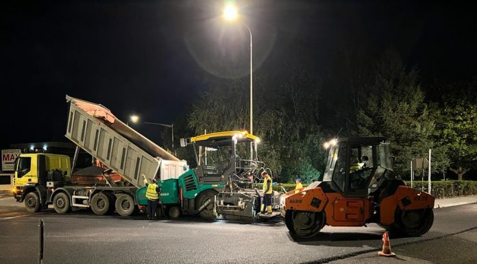 Asfalt nou pe o stradă din Târgu Jiu