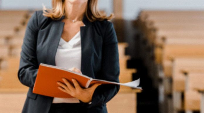 Primă pentru profesori