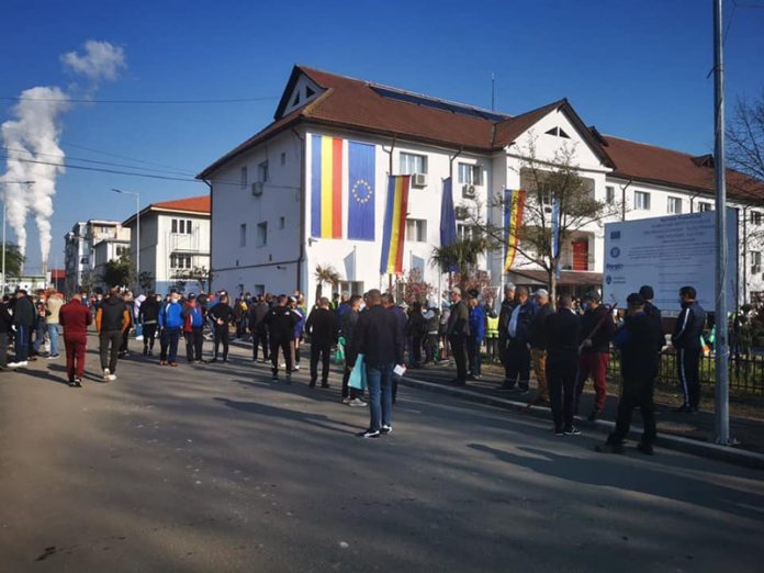 Apel la mobilizare pentru rovinăreni de Ziua Națională a Curățeniei!