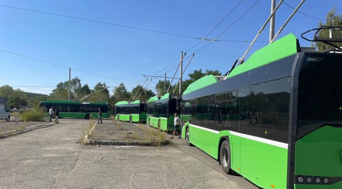 Târgu Jiu: Noile troleibuze revin pe trasee