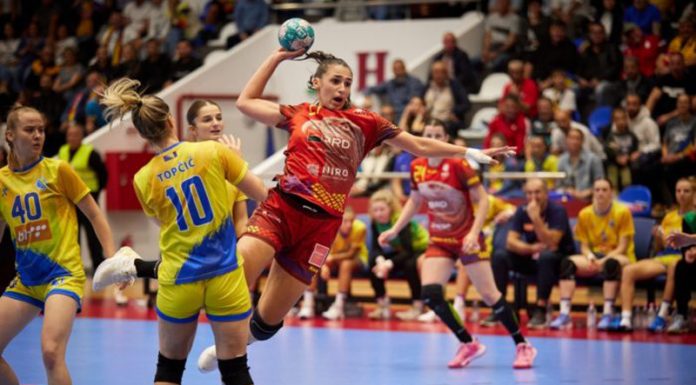 Handbalistele României au distrus-o pe Bosnia