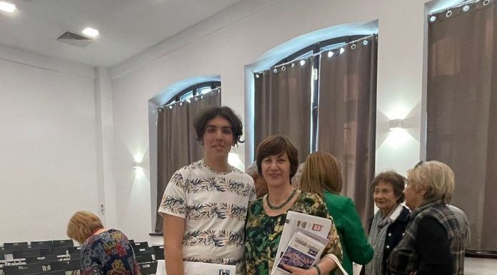 Elev al CNTV Târgu-Jiu, premiat la un concurs național de poezie