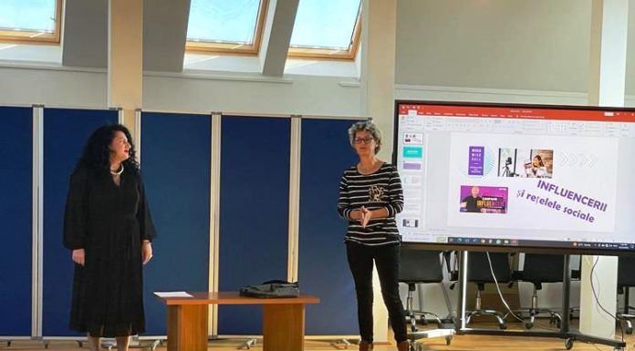 Atelier de educație media, la Biblioteca ”Christian Tell”