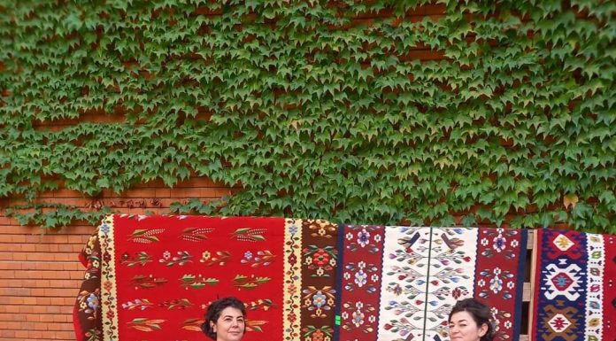 Meșteri populari din Gorj, la un târg de profil din București