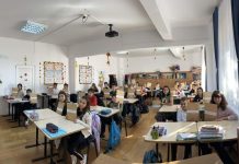 „Blind date cu o carte”, la CNTV Târgu Jiu