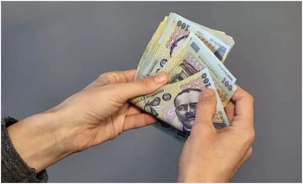 Un polițist a găsit o sumă de bani pe o stradă din Târgu Jiu! Se caută posesorul