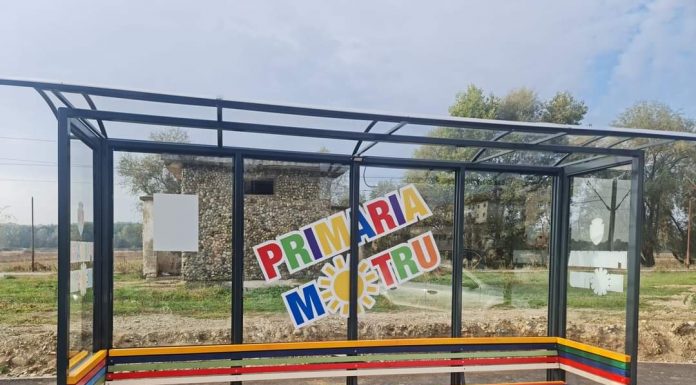 Stații noi de călători, montate în municipiul Motru