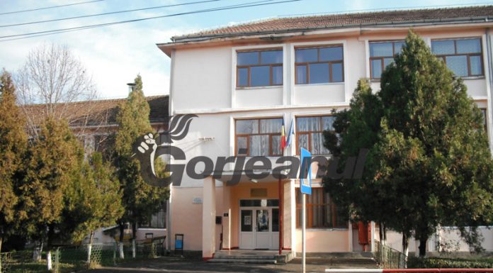 Trupa de teatru a Liceului de Arte, la un festival internațional derulat la Arad