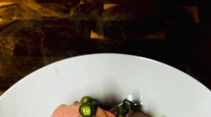 VIDEO: Rețeta săptămânii – Fabiskitchen: Salată de cârnați tipic austriacă ,,Wurstsalat “