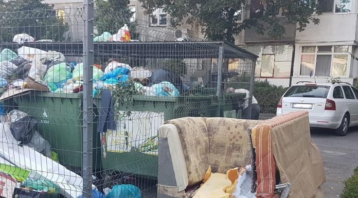Amendă uriașă, și chiar închisoare, dacă abandonezi mobilier în fața blocului