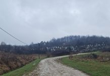 Drumul spre cimitirul Roșiuța va fi reabilitat