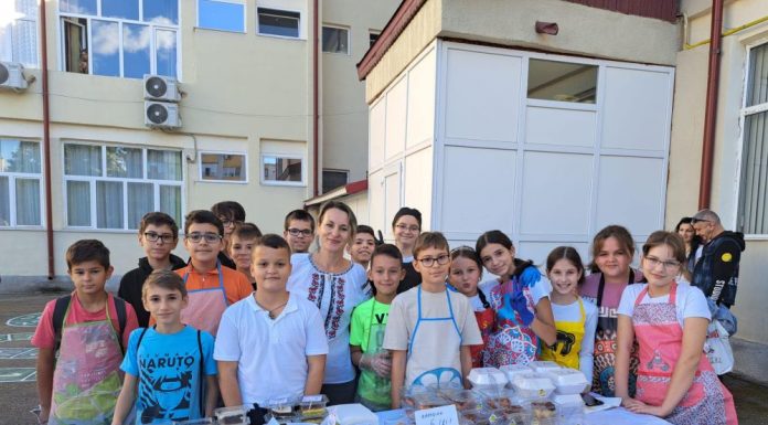 Simfonia Toamnei – a V-a ediție – desfășurată la Școala Gimnazială „Constantin Brâncuși”, Târgu Jiu