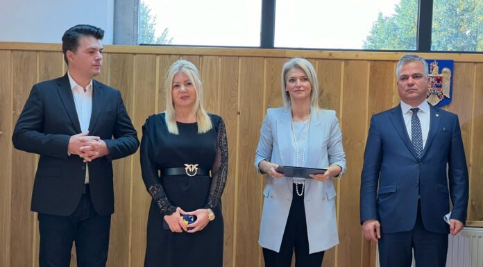 Târgu Jiu: Ministrul Alina Gorghiu, la Tribunalul Gorj. Discurs