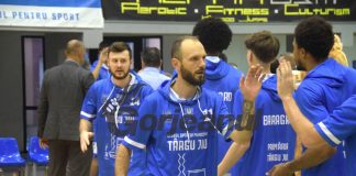 Probleme mari la echipa de baschet. Jucătorii cad pe capete