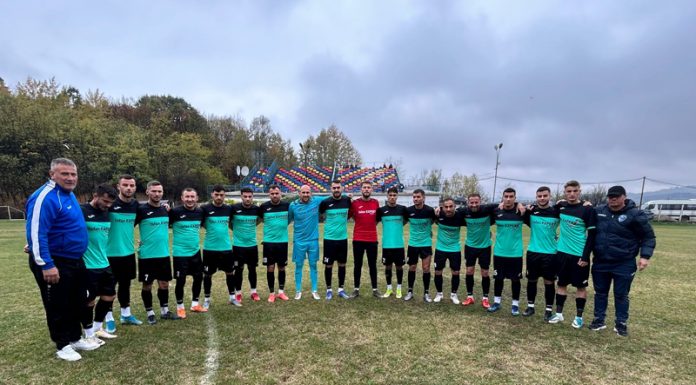 Liderii rămân neînvinși la județ