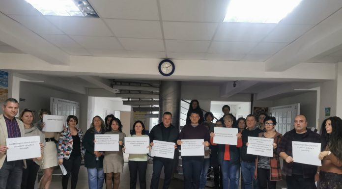 Salariații AJOFM Gorj amenință cu declanșarea grevei generale