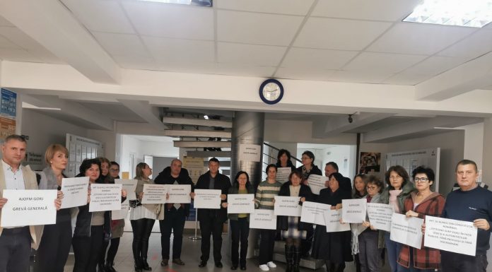 Continuă greva generală la AJOFM Gorj