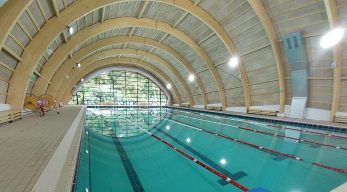 Concurs de înot la Târgu Jiu