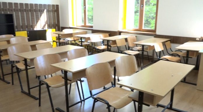 Două școli din Gorj, eligibile în apelul pentru reducerea abandonului școlar
