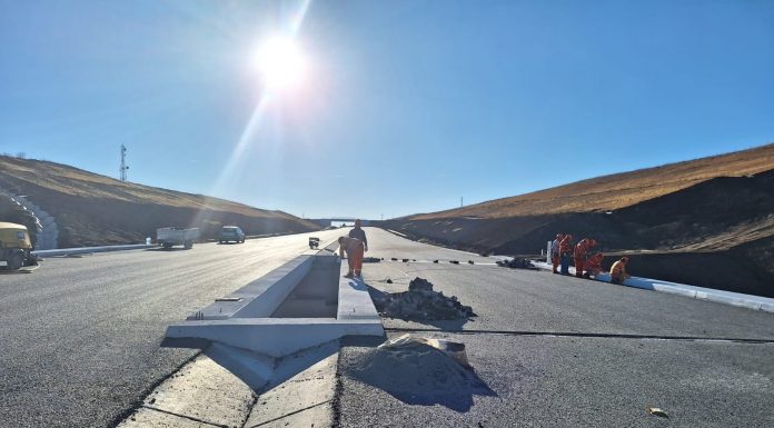 Promisiunea ministrului Grindeanu: Licitație în ianuarie pentru drumul expres Craiova-Târgu Jiu