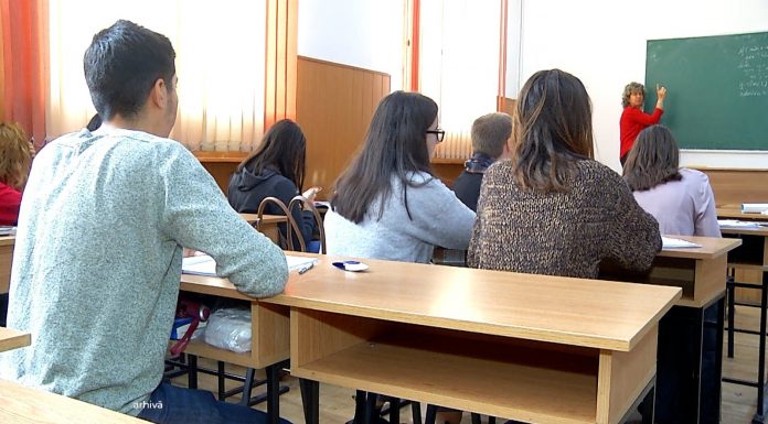 Vacanța de iarnă a elevilor s-ar putea prelungi