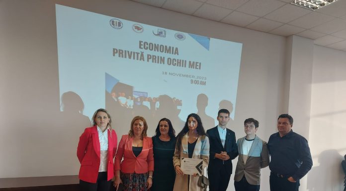 Elevi de la mai multe școli, premiați la concursul de eseuri, derulat de UCB Târgu Jiu