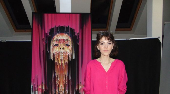 Expoziția intitulată ILLUSIONS, vernisată la Biblioteca Județeană „Christian Tell” din Târgu Jiu