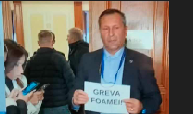 Un sindicalist intră în greva foamei. Scandal în Camera Deputaților