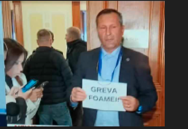 Un sindicalist intră în greva foamei. Scandal în Camera Deputaților