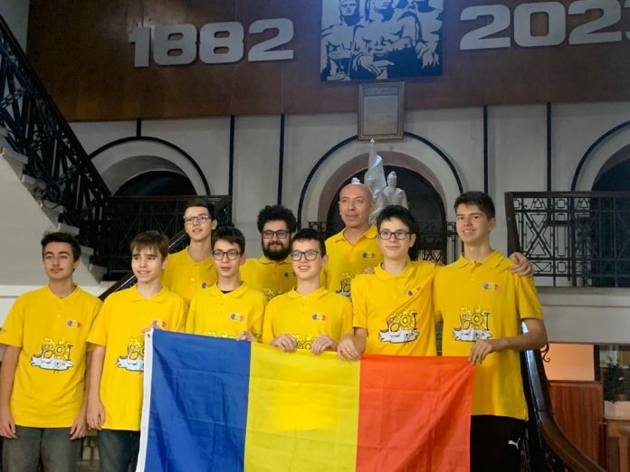 Medalii pentru elevii români la Olimpiada Balcanică de Informatică pentru Juniori