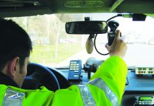 Prins cu 127 km/h! Cum a încercat un vitezoman să scape de amendă