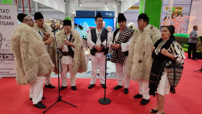 Localitățile Peștișani și Polovragi, promovate la Târgul de Turism al României