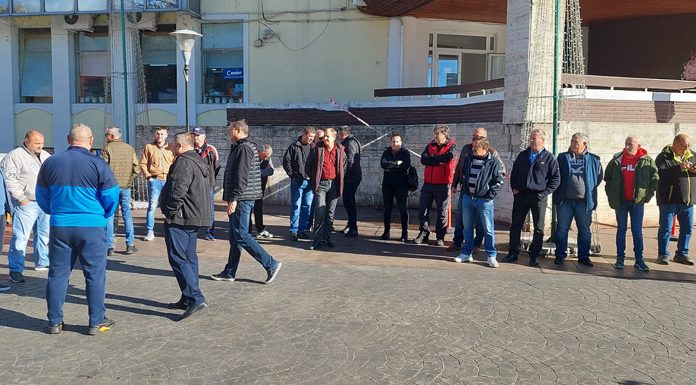 Oltenia și Valea Jiului, pe un butoi cu pulbere! Guvernul închide capacitățile de producție de energie pe cărbune și taie din pensiile și veniturile salariaților din industria minieră