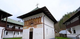 Joi, 23 noiembrie 2023, credincioşii prăznuiesc Sărbătoarea Sfântului Antonie de la Iezeru-Vâlcea, ocrotitorul Olteniei