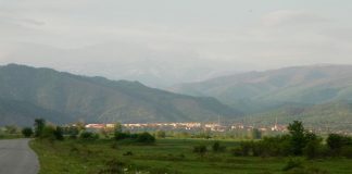 NOSTALGII DE TOAMNĂ – Locurile de sub munte, un veritabil potenţial turistic