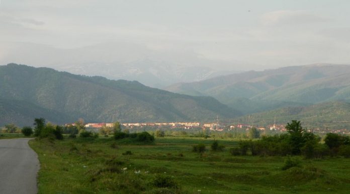 NOSTALGII DE TOAMNĂ – Locurile de sub munte, un veritabil potenţial turistic