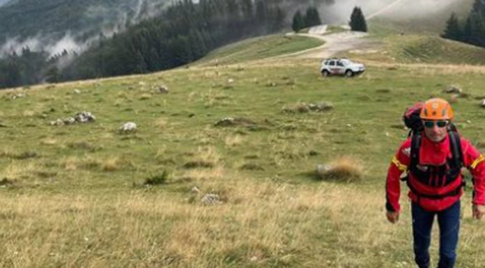 Cioban salvat de o echipă a Salvamont Gorj