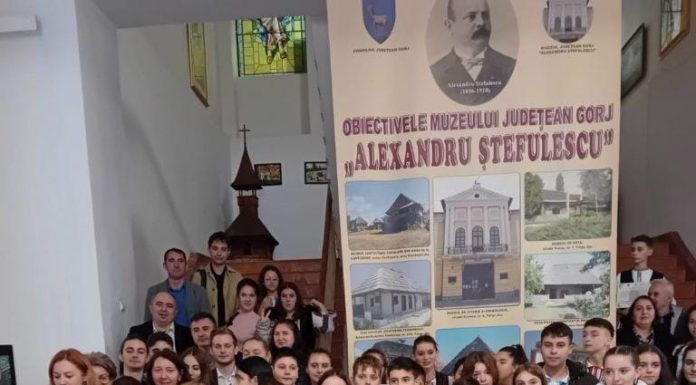 Premiați la un concurs județean de istorie