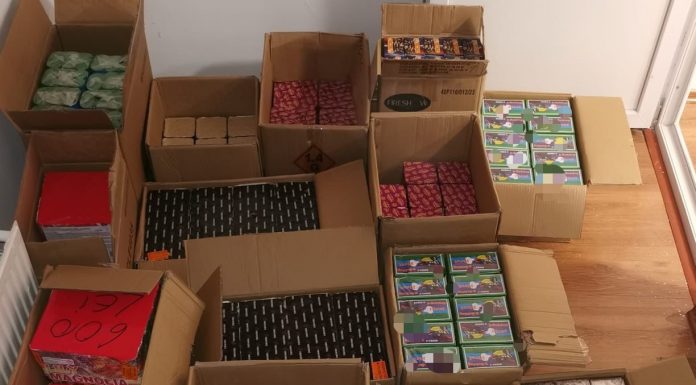 Zeci de mii de articole pirotehnice, confiscate de polițiștii gorjeni