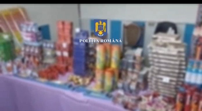 VIDEO: Sute de kilograme de articole pirotehnice, confiscate de polițiștii gorjeni
