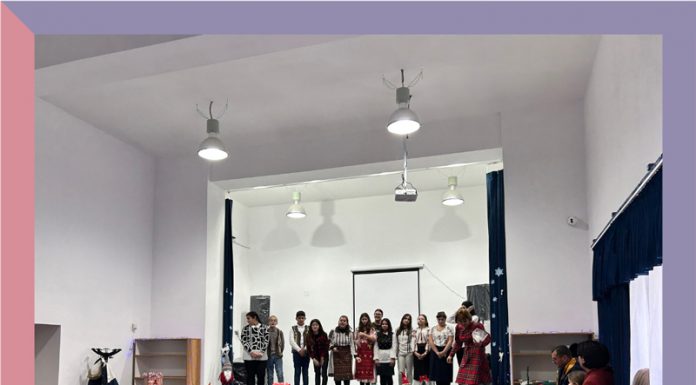 50 de elevi, beneficiari ai proiectului ,,Dăruiește de sărbători”