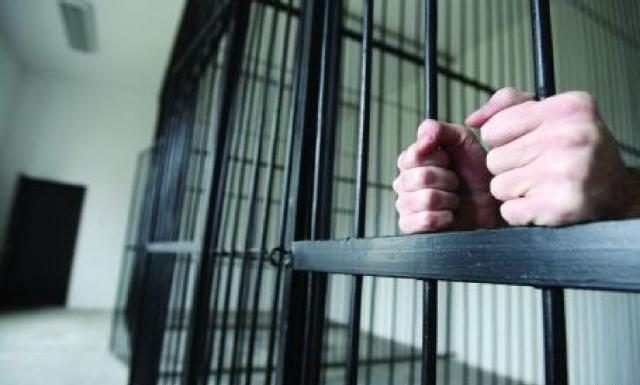 Riscă să facă pușcărie, deși a fost condamnat cu suspendare