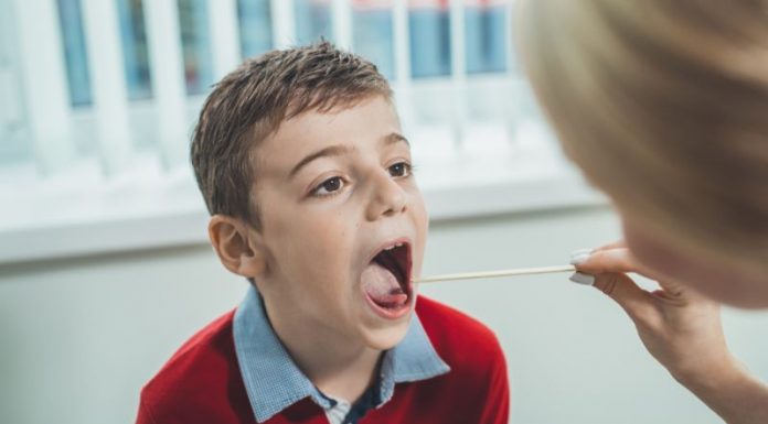 Infecția cu streptococ: 3 lucruri la care să fii atent