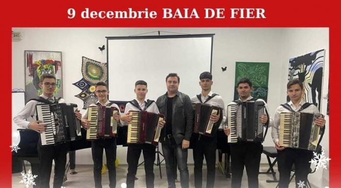 Concert de muzică populară la Peștera Muierilor – Baia de Fier!