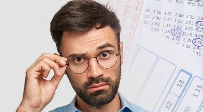 Cum sunt calculate scorurile la evaluările caselor de pariuri?