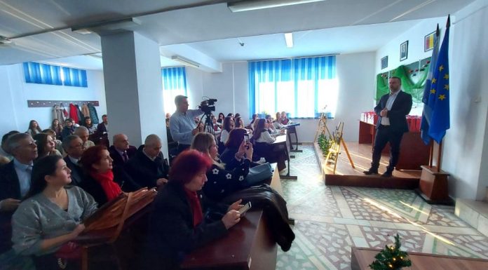 Concert de colinde la Universitatea „Titu Maiorescu”