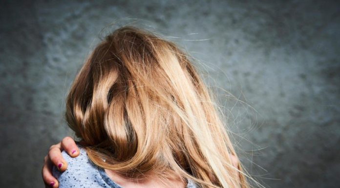 Fetiță de 12 ani, abuzată sexual de un tânăr din Polovragi. Individul, doar ,,suspect”, n-a stat o zi după gratii