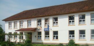 Dotări de 800.000 lei pentru școlile din Tismana