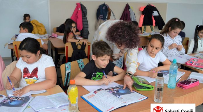 Testele PISA: A crescut decalajul dintre rezultatele copiilor săraci și cei din medii sociale avantajate